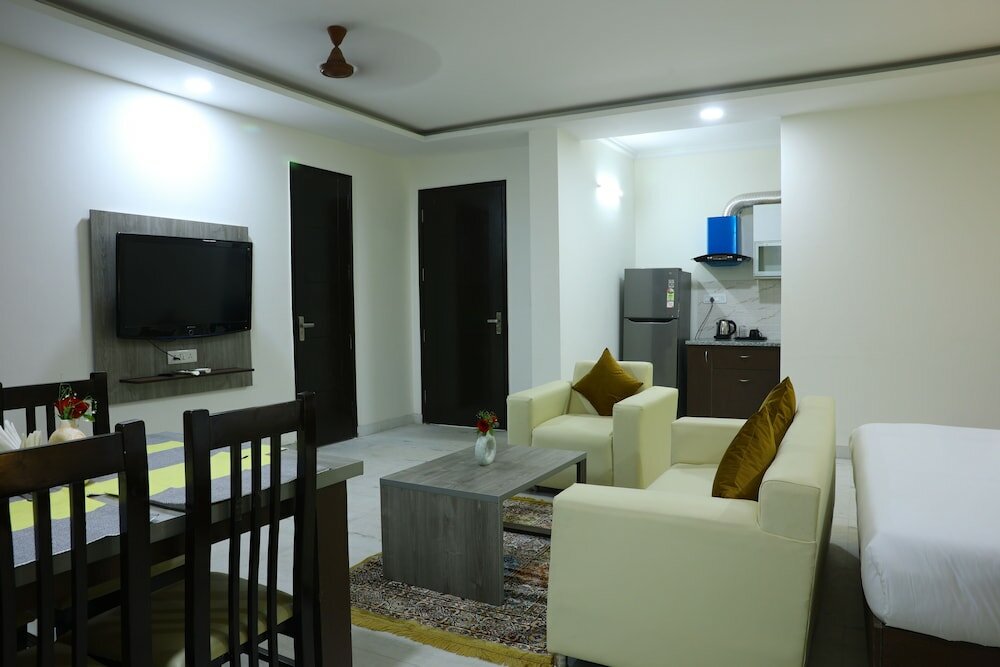 Фото The Ayali Suites & Apartments