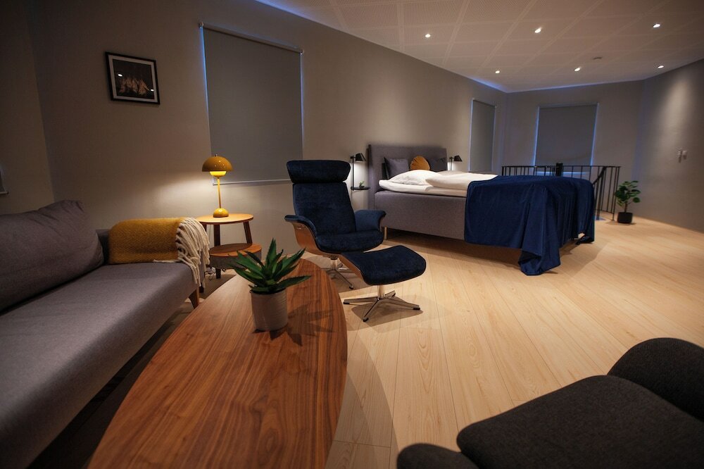 Фото Stunning Marina View - Brand New - City Center