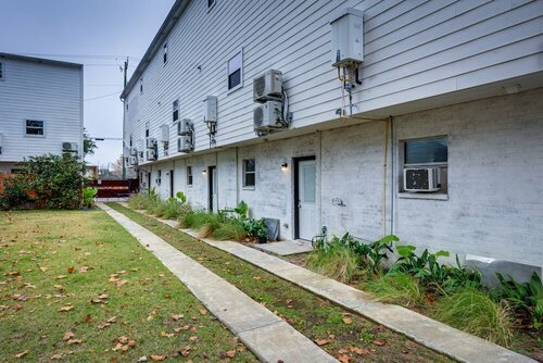 Гостиница Walkable Downtown Apt w Game Room!
