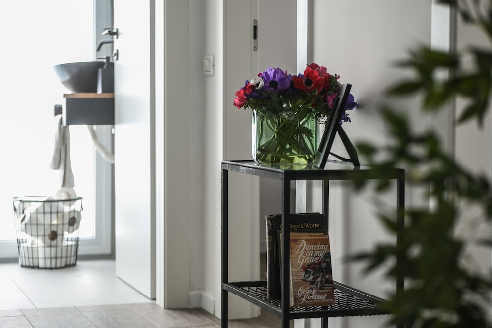 Фото Relax in a Rural Retreat 2br Apt wGarden