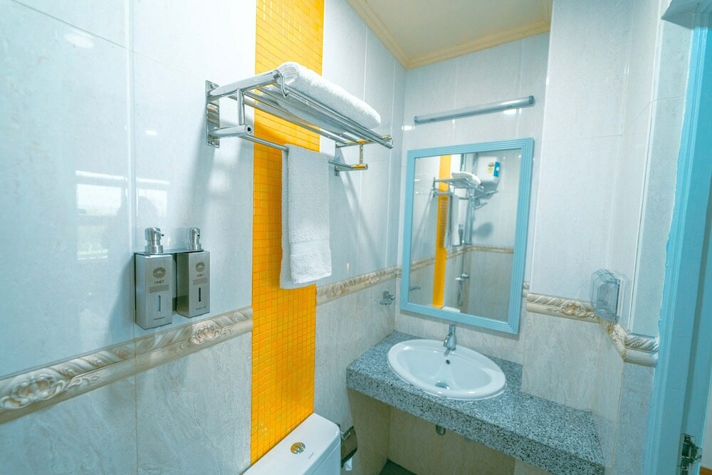 Фото Umet Seaview Hotel with Free Roundtrip Airport Pick up and drop off