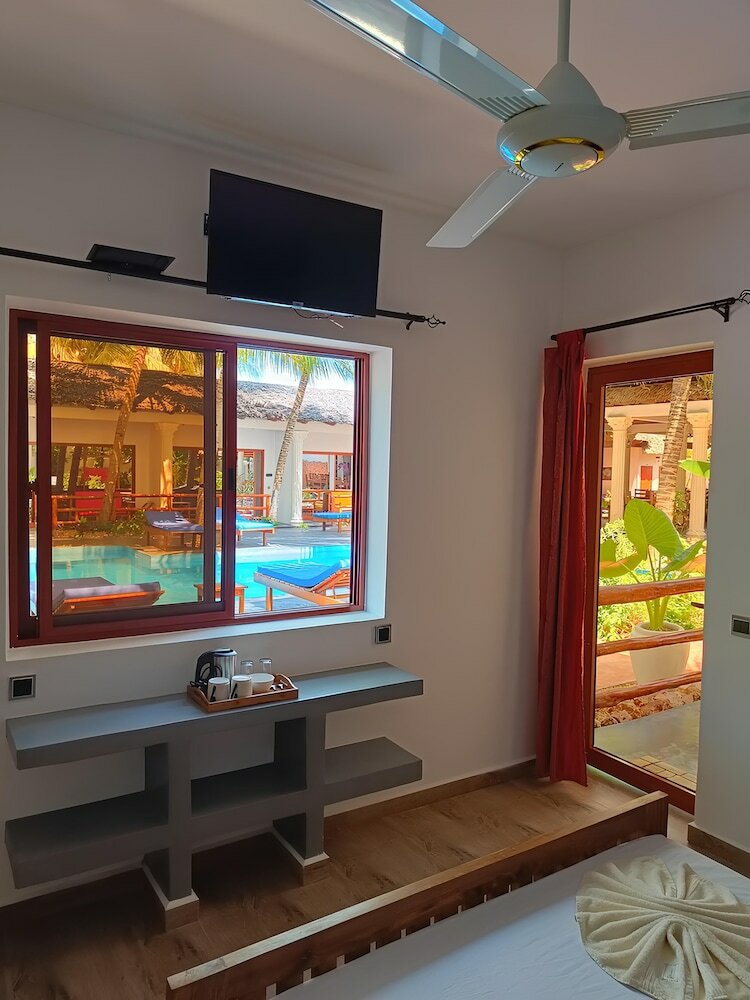 Фото Little Pompeii Boutique Hotel - Adults Only