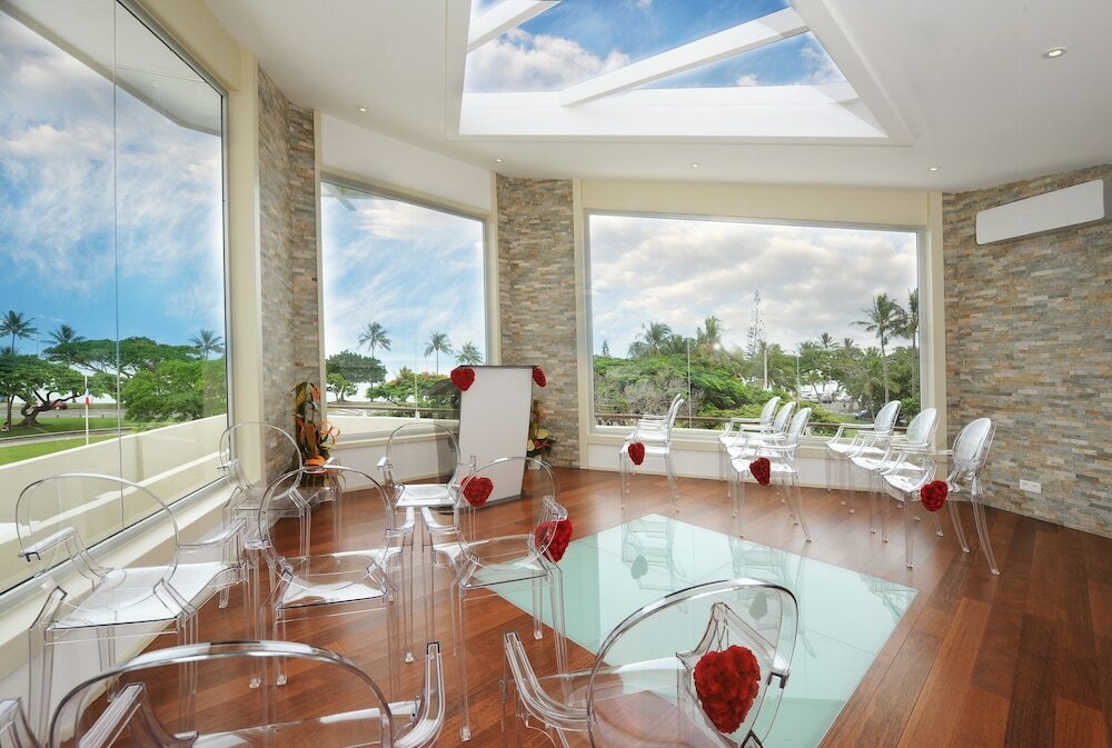 Фото Hilton Noumea La Promenade Residences
