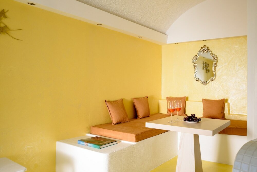 Фото Abyssanto Suites & SPA