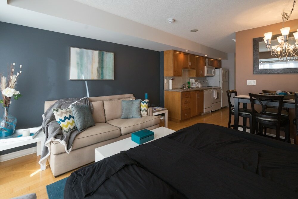 Фото Applewood Suites - 1 Br Wellington West