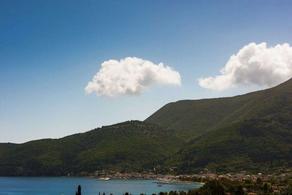 Фото White Villas