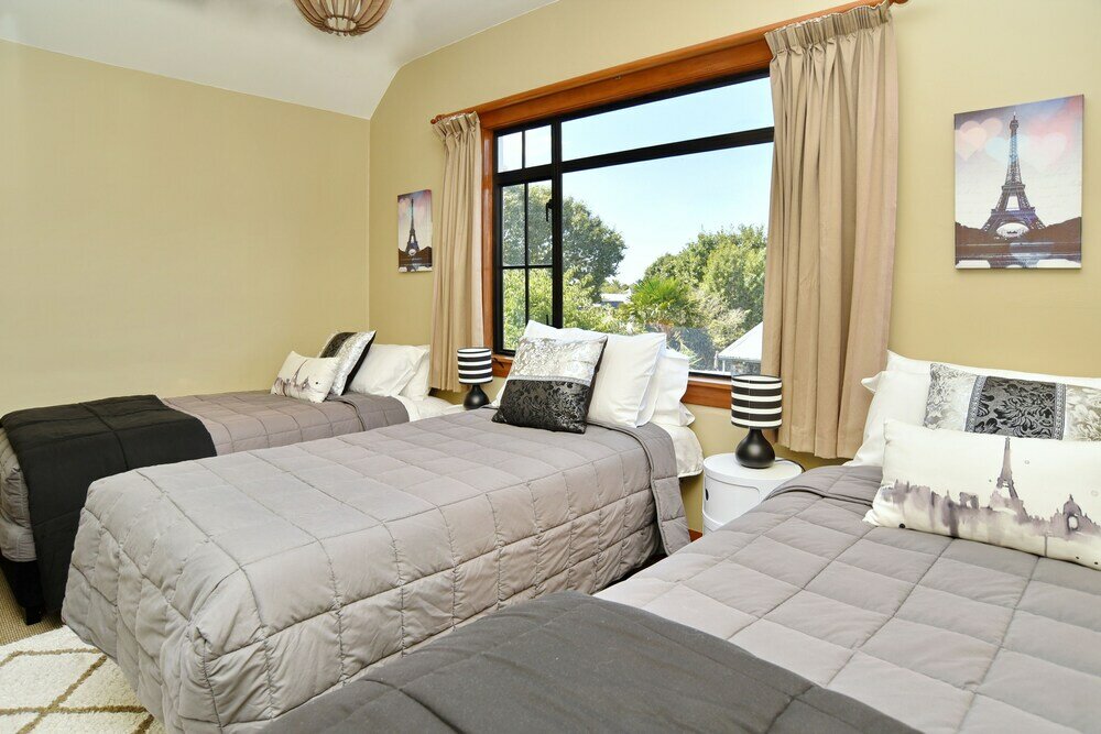 Фото Racecourse Villa