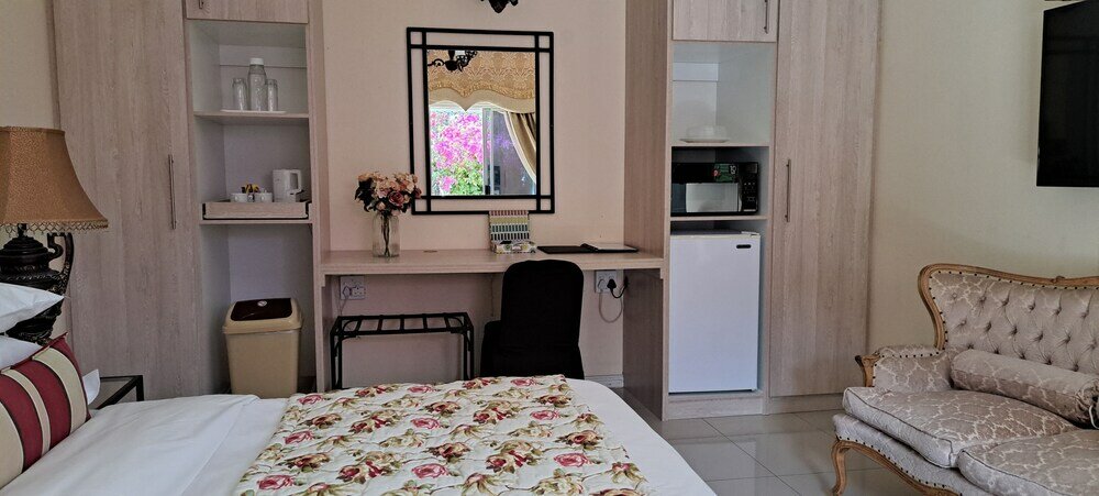 Фото Blue Diamond Lodge