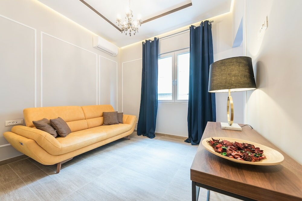 Фото Syntagma Luxury Living One LL1Apartments