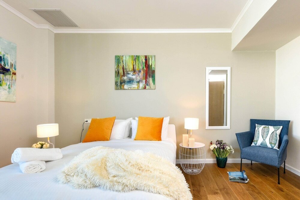 Фото Beautiful w Balcony & Panoramic Sea View