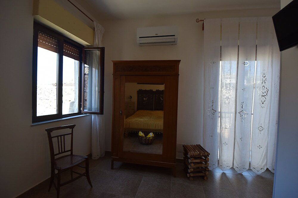 Фото Zù Mariu B&b