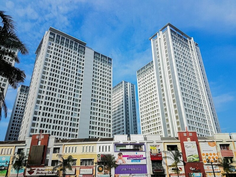 Гостиница Comfy 2br at M-Town Residence Apartment