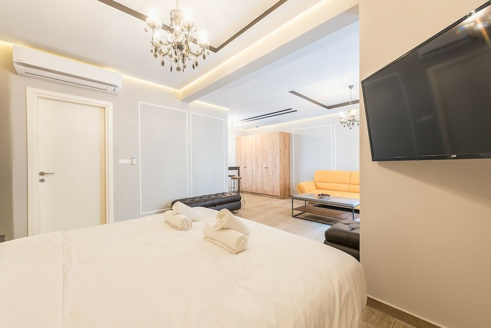 Фото Syntagma Luxury Living One LL1Apartments