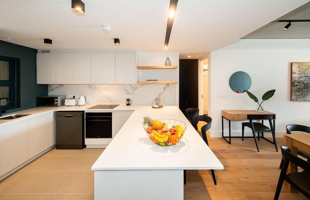 Фото Latitude Aparthotel