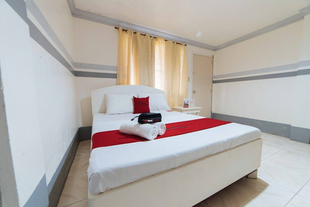 Фото RedDoorz @ City Market Tagaytay