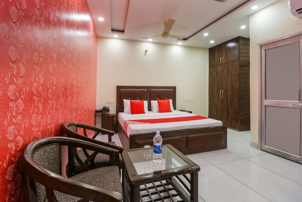 Фото Oyo 45917 Victoria Crossroads