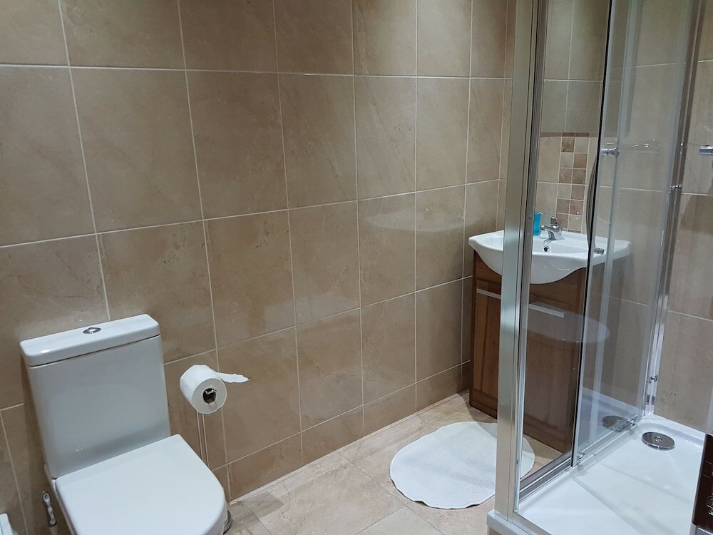 Фото Chamberlain Too