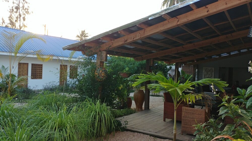 Фото Nungwi House