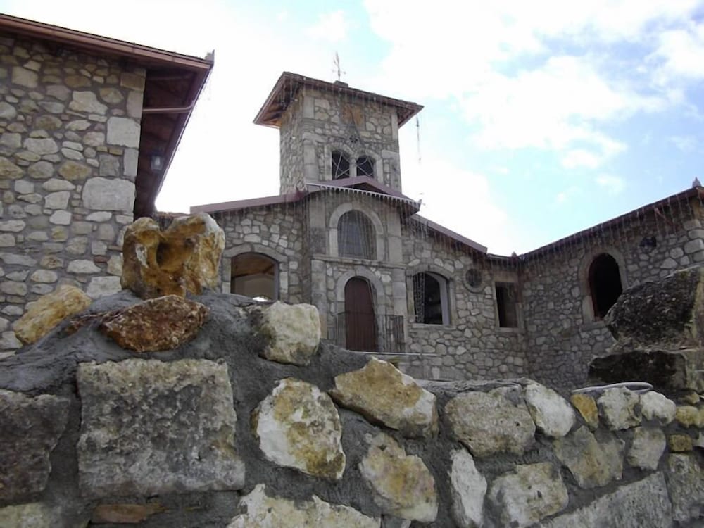 Фото Hotel Residence il Feudo