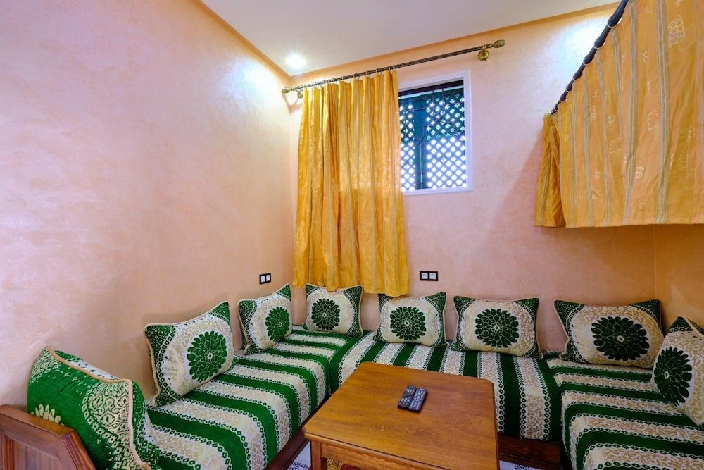 Фото Hôtel Central Palace