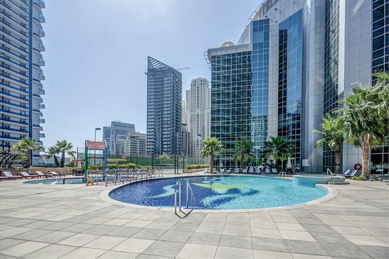 Гостиница The Waves by Deluxe Holiday Homes в Дубае