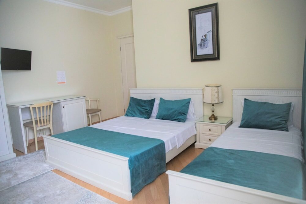 Фото Отель Crown