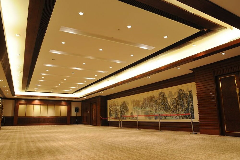 Фото Regal Palace Hotel