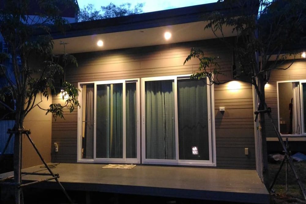 Фото Rabbit Hill Cafe and Resort @ Khao Yai