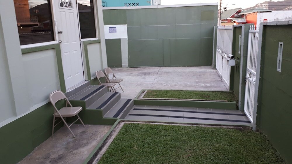 Фото Woodbrook on the Avenue