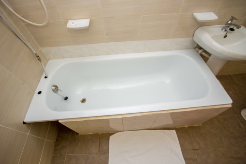 Фото Kanfi Hotel