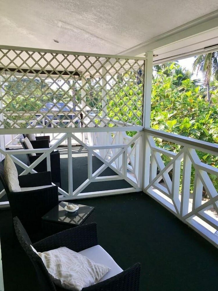 Фото Waterfront Lodge