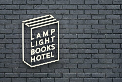 Гостиница Lamp Light Books Hotel nagoya в Нагое