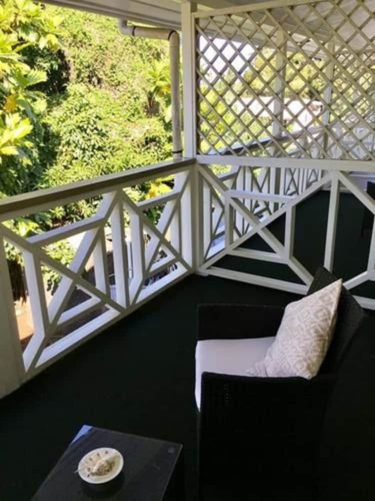 Фото Waterfront Lodge