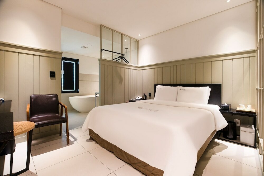 Фото Hanam Aloha Hotel