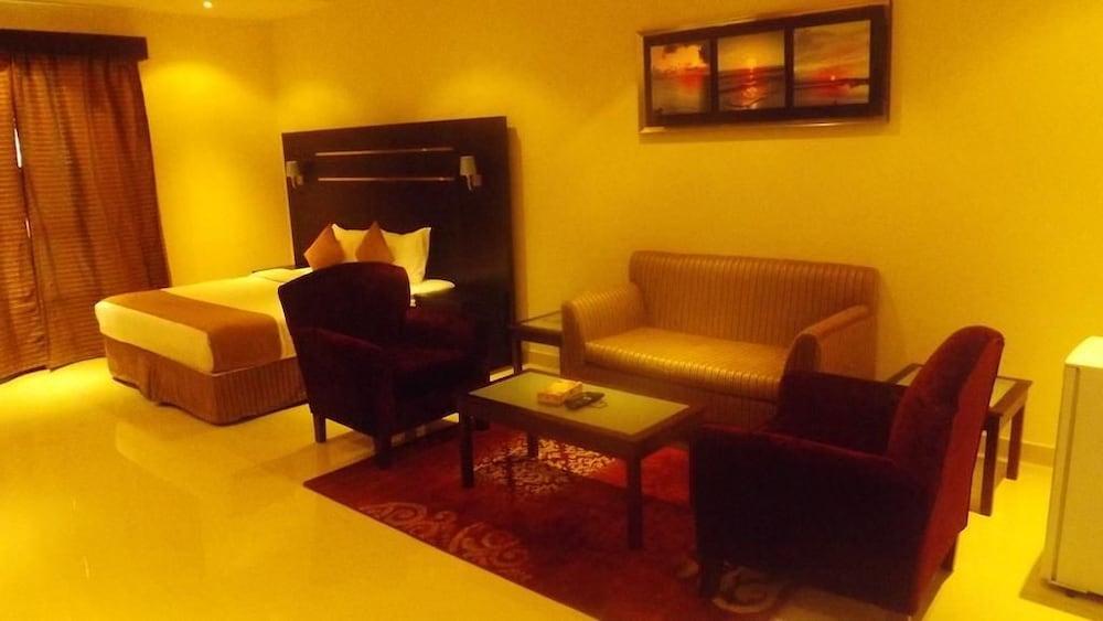 Фото Baron Al Masif