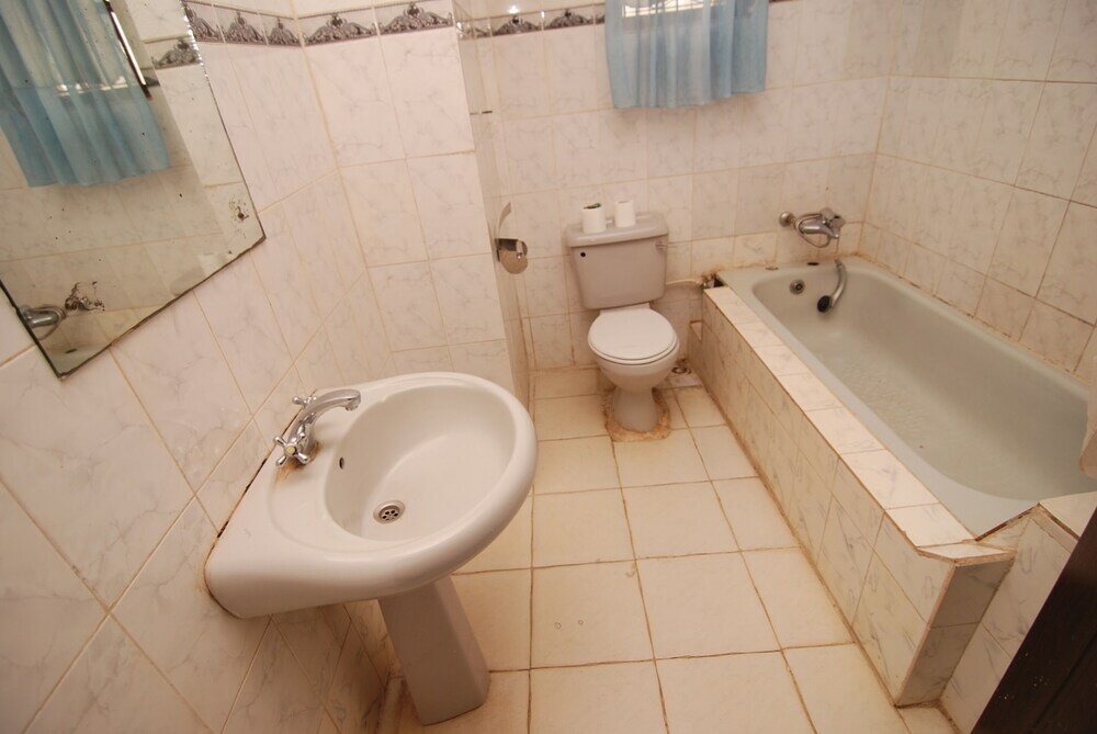 Фото Serob Legacy Hotels