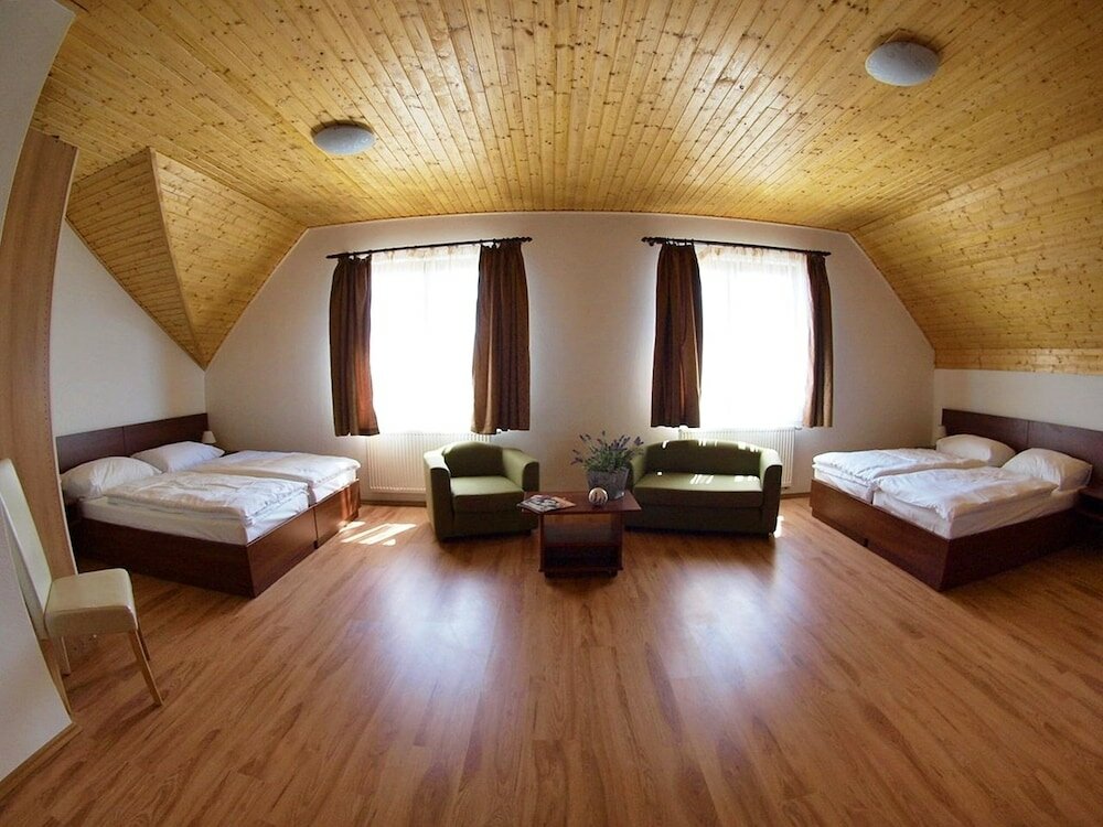 Фото Hotel Rozálka