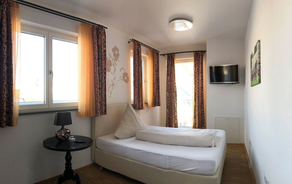 Фото Hotel Freischütz Apartments