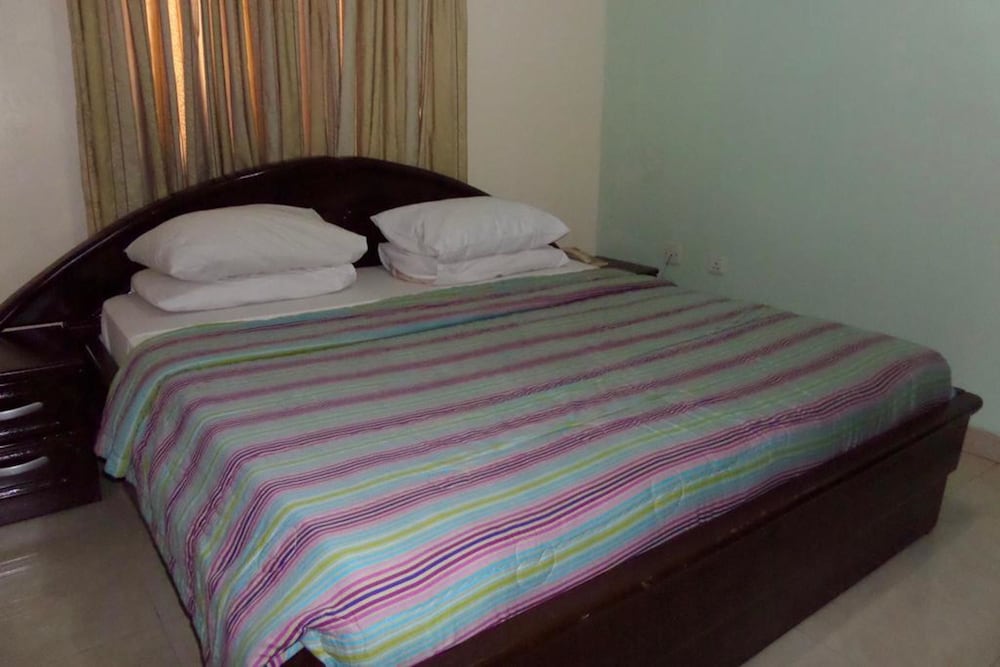 Фото Aes Luxury Apartments