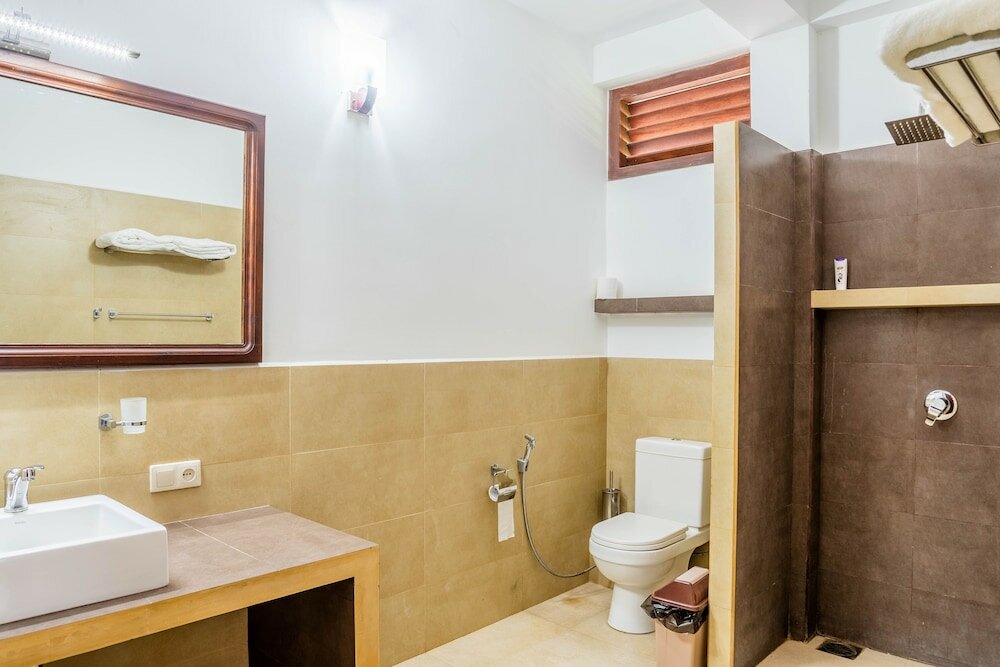 Фото Green Parrot Beach Resort