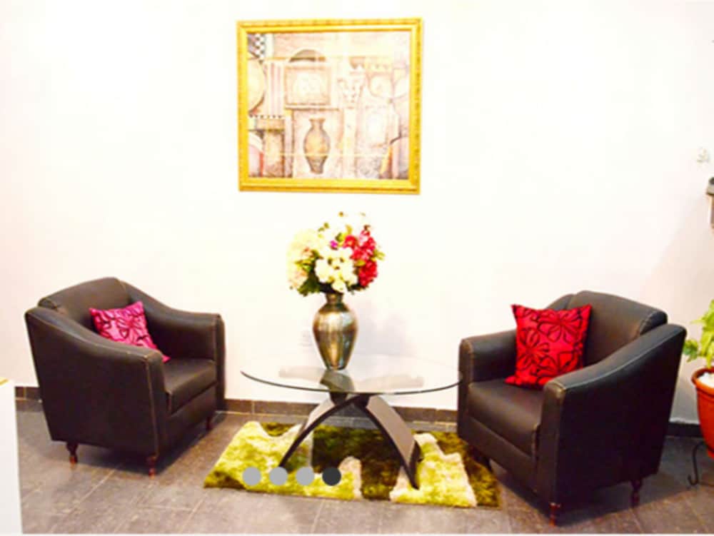 Фото Bjorne Suites