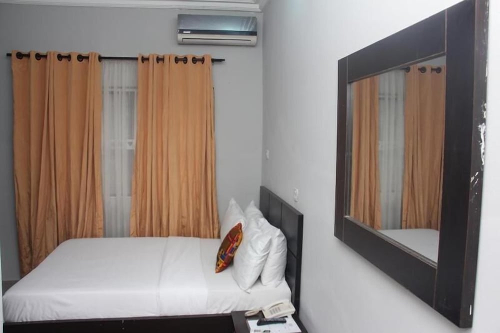 Фото Bjorne Suites