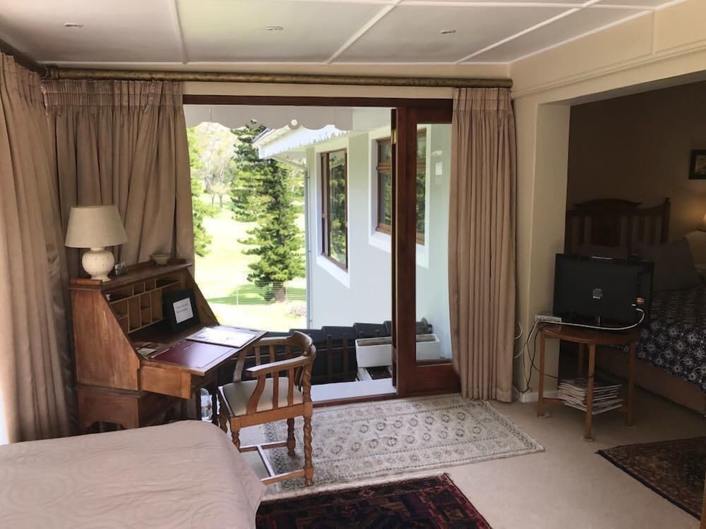 Фото Pug and Putter