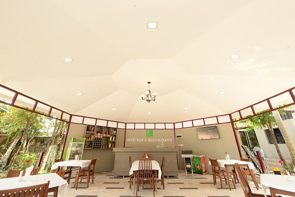 Фото Min Nandar Garden Hotel