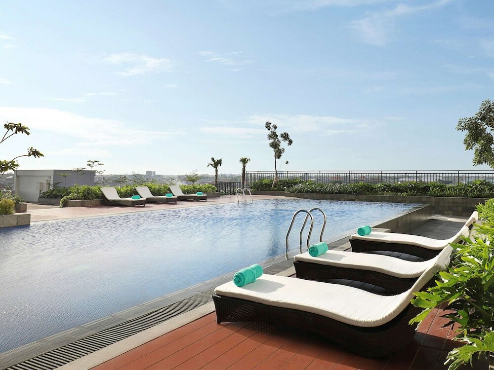 Фото Novotel Samator Surabaya Timur