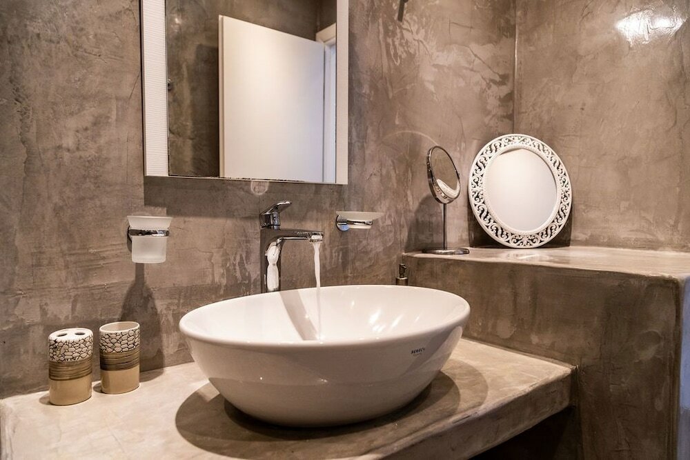 Фото Anna's and Argy's Apartments