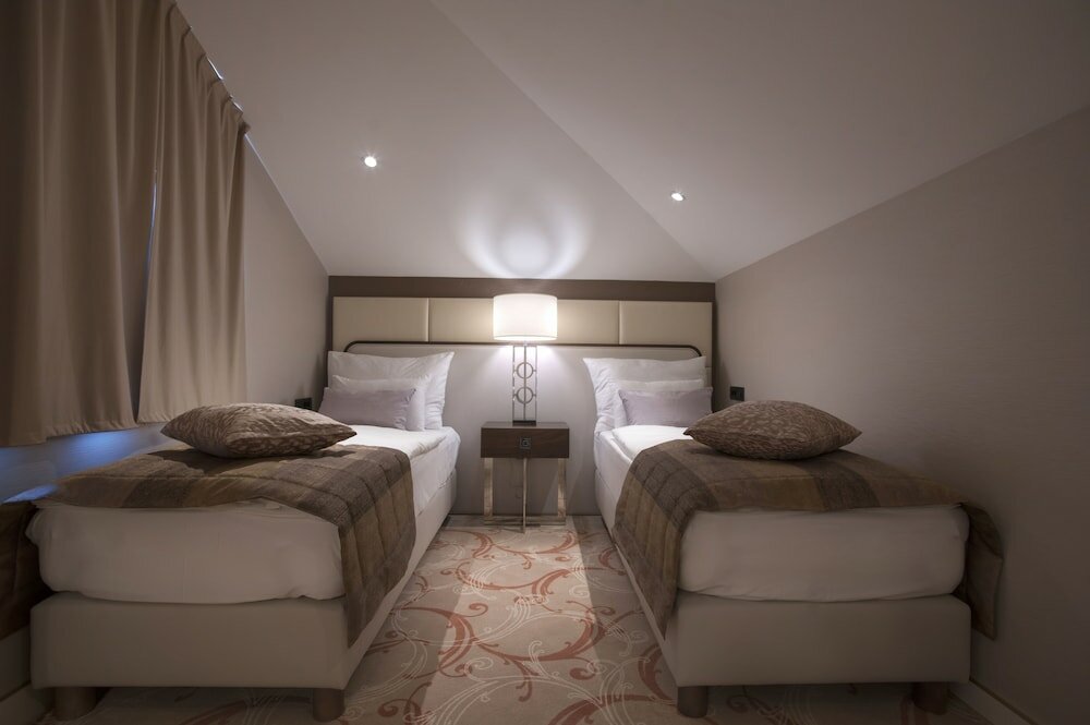 Фото 127256886558