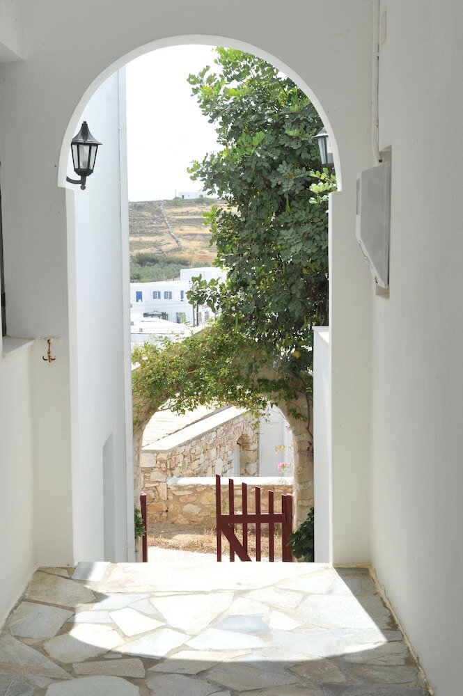 Фото Rallis Apartments