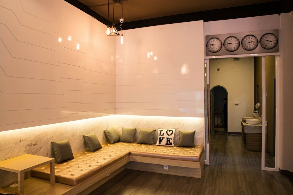 Фото Bed Box Khaosarn Hostel