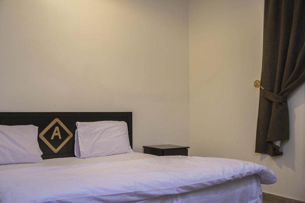 Фото Al Eairy Furnished Apartments Qassim 4